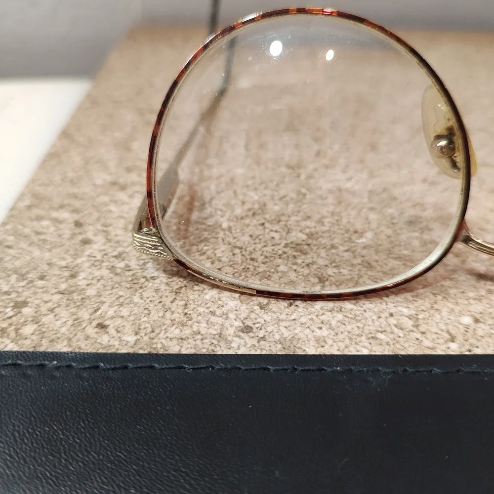 Mirari‎ Italy Vintage Gold Metal Eyeglasses 55-19 Oval 90s Luxury Optical Frame